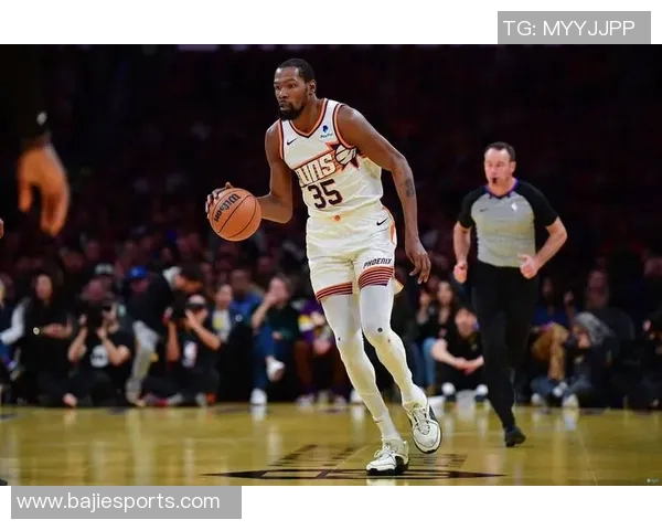 杜兰特谈末节逆转信心提升期待球队能够顺利结束比赛 杜兰特谈末节逆转信心提升期待球队能够顺利结束比赛